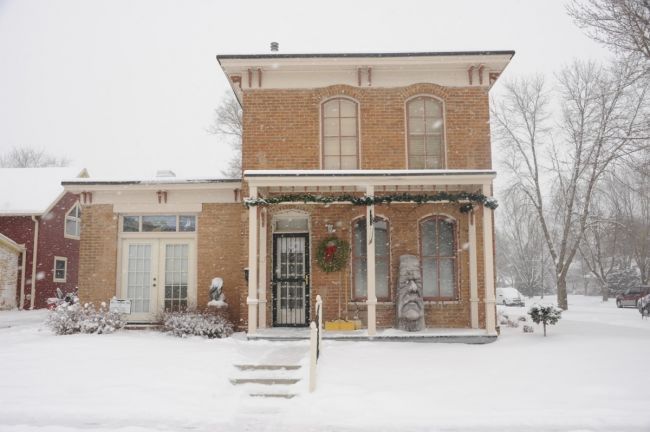 South Dakota Magazine is headquartered at the Pennington House, an old Dakota Territory governor s house built in 1875 at the corner of Third and Pearl in downtown Yankton.